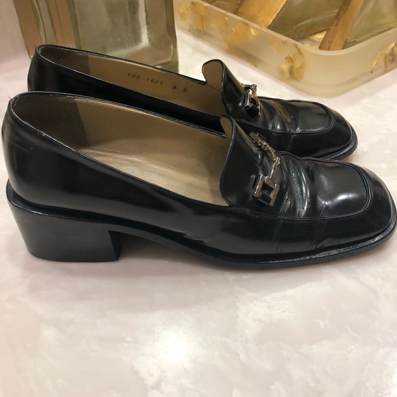 Gucci loafers, women’s black, horsebit detail, Sz 8, Timeless Classic! - Picture 3 of 13